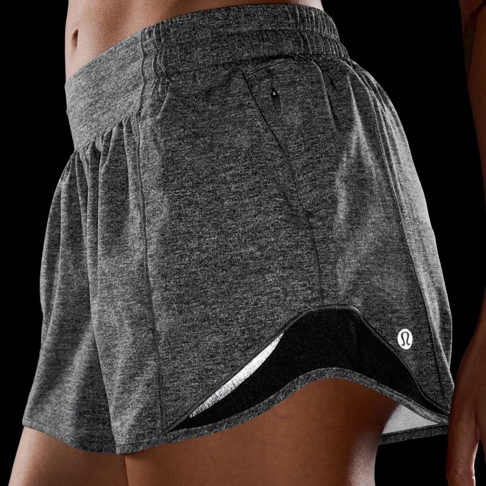 Lululemon Hotty Hot Gray Lined Shorts II 2.5” Size 4 Heather Lux Multi Black NWO - Picture 15 of 15